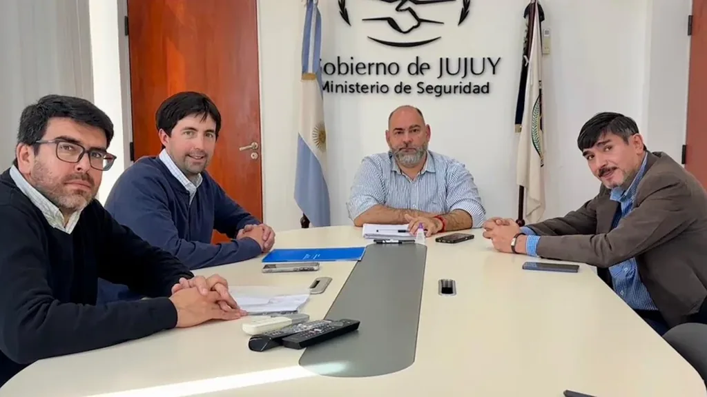 EL SECRETARIO DE SEGURIDAD MANTUVO UNA REUNIÓN CON EL INTENDENTE DE YALA